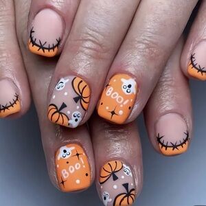 24 Pieces Halloween Themed Orange Tip Press-on Nails with Pumpkins and Ghosts